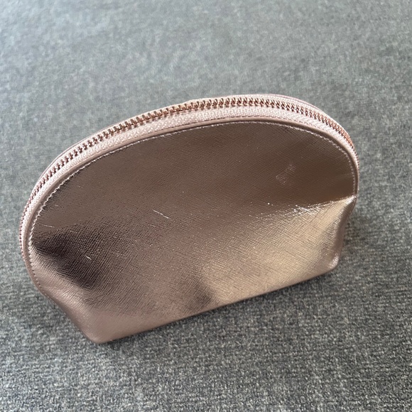 🍂FREE WITH 20$+ Purchase! Michael Kors Make Up/Coin Purse - Picture 4 of 8